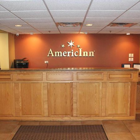 Americinn By Wyndham Cedar Rapids Airport Exterior foto